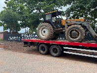 Estelionato contra idoso: Delegacia Especializada em Repress&atilde;o a Furtos e Roubos recupera trator em Candeias