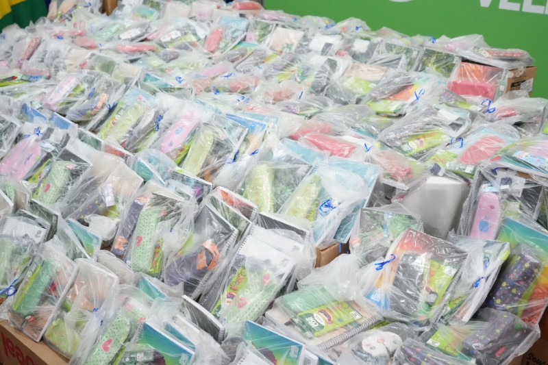 Minist&eacute;rio P&uacute;blico de Rond&ocirc;nia entrega mais de mil kits escolares &agrave; Prefeitura de Porto Velho
