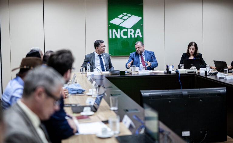 A&ccedil;&otilde;es de regulariza&ccedil;&atilde;o fundi&aacute;ria em Rond&ocirc;nia s&atilde;o fortalecidas em parceria com o Incra
