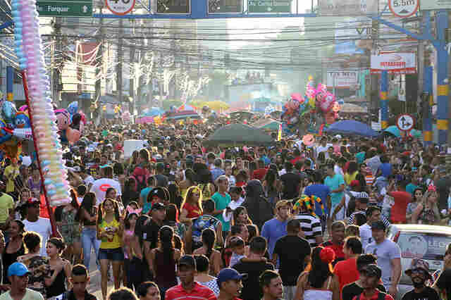 Contagem regressiva para o desfile da Banda do Vai Quem Quer em uma semana