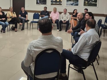 Elias Rezende assume presid&ecirc;ncia do PRD e consolida lideran&ccedil;a na Federa&ccedil;&atilde;o Renova&ccedil;&atilde;o Solid&aacute;ria