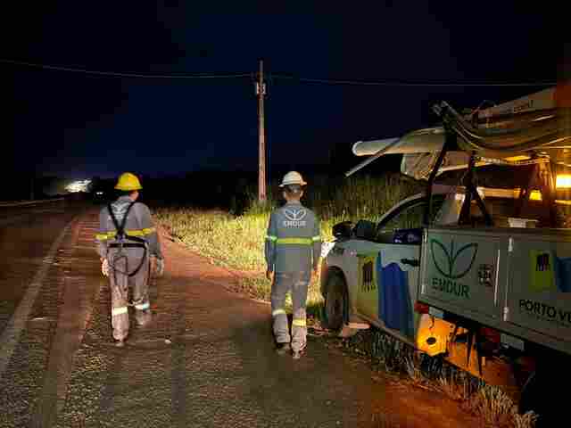 Ladr&otilde;es furtam transformador e deixam BR-364 &agrave;s escuras no sentido Unir