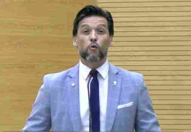 Delegado Camargo anuncia que &eacute; pr&eacute;-candidato ao Governo