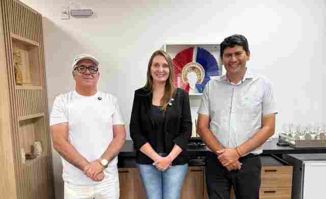 Gislaine Lebrinha assegura R$ 500 mil para sa&uacute;de de Guajar&aacute;-Mirim
