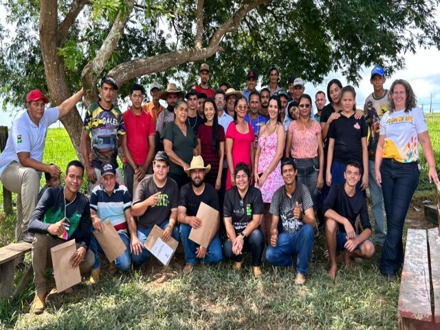 Recurso da deputada Sílvia Cristina garante curso de operador e manutenção de trator, em Alvorada do Oeste