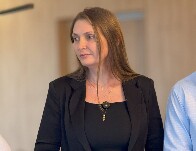 Pimenteiras do Oeste recebe R$ 100 mil destinados &agrave; aquisi&ccedil;&atilde;o de triturador de galhos por meio da deputada Lebrinha.