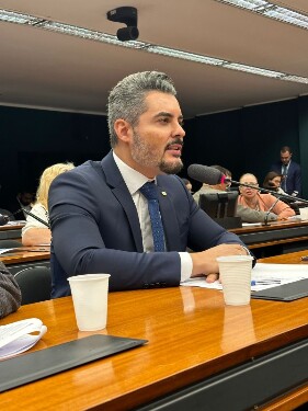 Thiago Flores prop&otilde;e projeto que garante pens&atilde;o paga por agressor &agrave; v&iacute;tima de viol&ecirc;ncia  