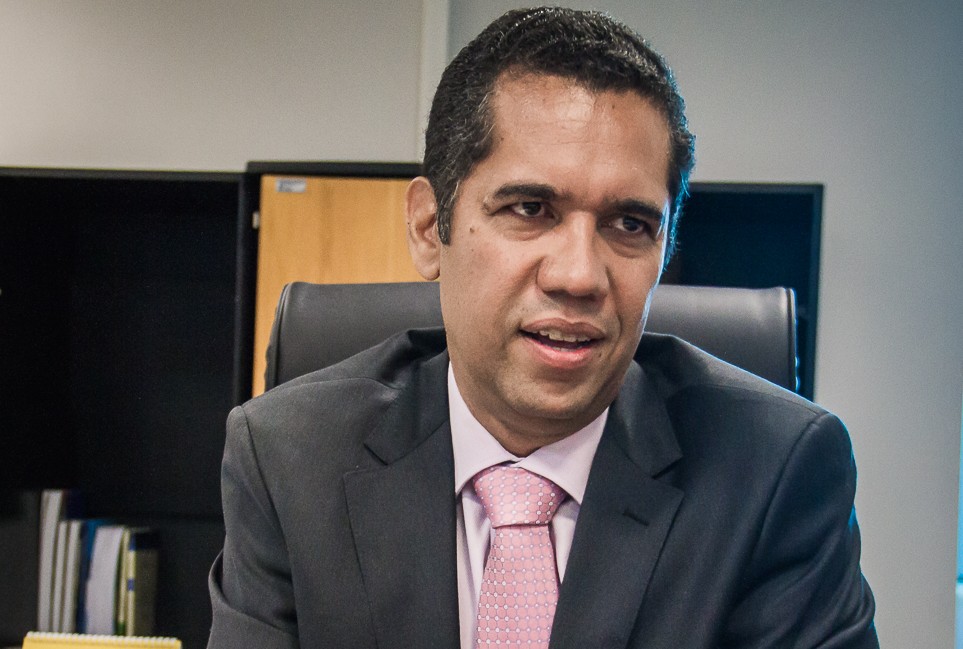 Governador exonera Luis Fernando Pereira da Secretaria de Finan&ccedil;as