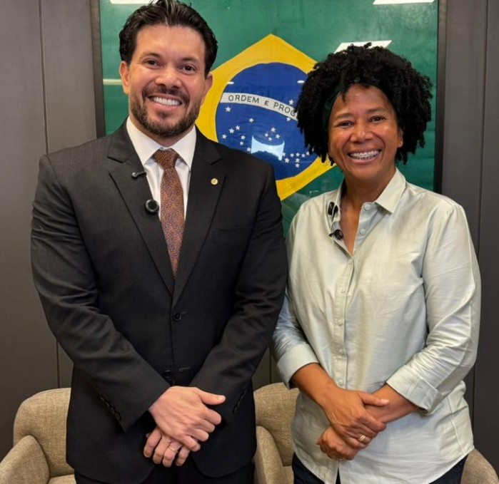 S&iacute;lvia Cristina se re&uacute;ne com deputado relator da PEC 47 da transposi&ccedil;&atilde;o na CCJ da C&acirc;mara