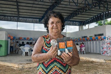 Cacaul&acirc;ndia recebe a&ccedil;&atilde;o de efici&ecirc;ncia energ&eacute;tica que beneficia fam&iacute;lias, escolas e unidades de sa&uacute;de com novos equipamentos