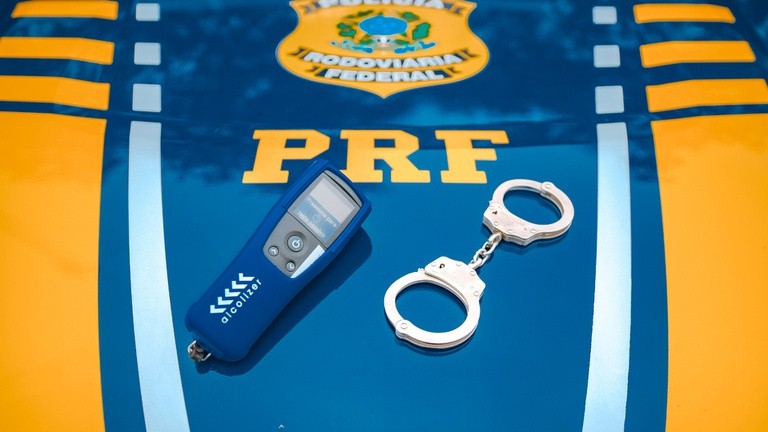 PRF prende v&aacute;rios motoristas b&ecirc;bados em Ariquemes e Porto Velho