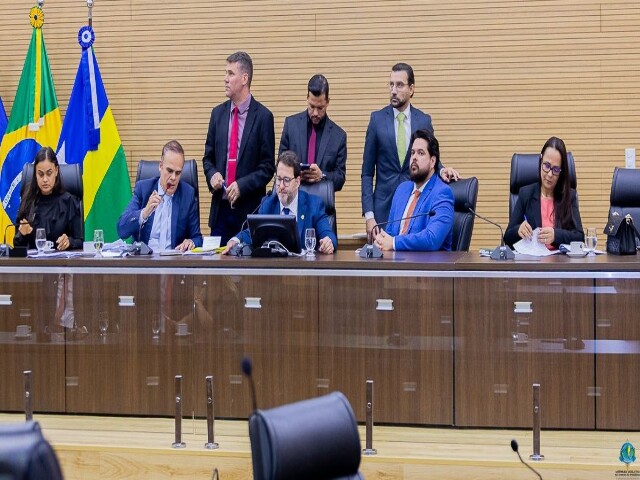 Deputados aprovam projeto que reorganiza o Fitha e garante transferências diretas aos municípios