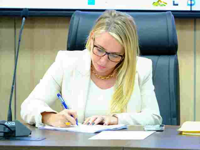 Projeto de Ieda Chaves garante spray para mulheres com medida protetiva em Rond&ocirc;nia