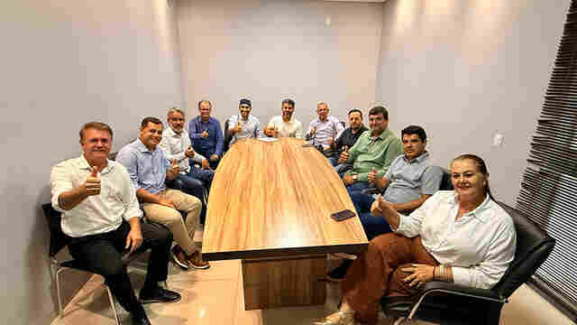 Liderados por Flori, prefeitos do Cone-Sul anunciam apoio a Marcos Rog&eacute;rio