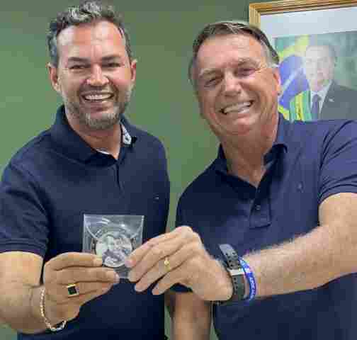 Com nome de Bolsonaro &ldquo;emprestado&rdquo;, Bruno Scheid sobe em pesquisas e segue exemplo da onda PT em elei&ccedil;&atilde;o de F&aacute;tima Cleide