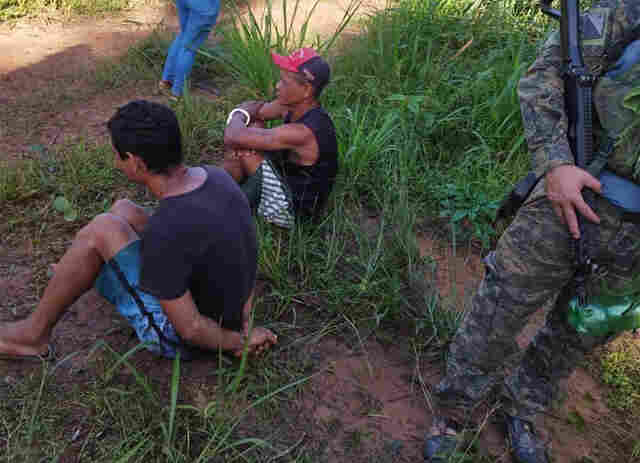 Pol&iacute;cia do Acre prende homens acusados de matar e decepar orelha de fazendeiro em Rond&ocirc;nia