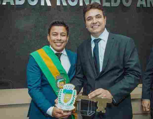 Prefeito de Cacoal deve renunciar nesta quinta-feira