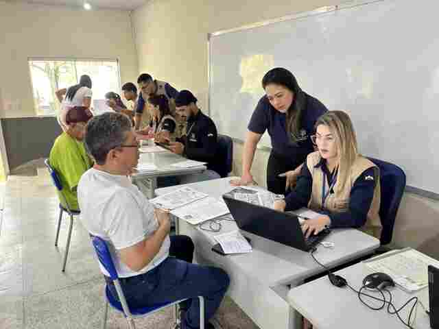 Governo do estado realiza a&ccedil;&atilde;o de regulariza&ccedil;&atilde;o fundi&aacute;ria nos bairros Cohab I, II e III, em Porto Velho
