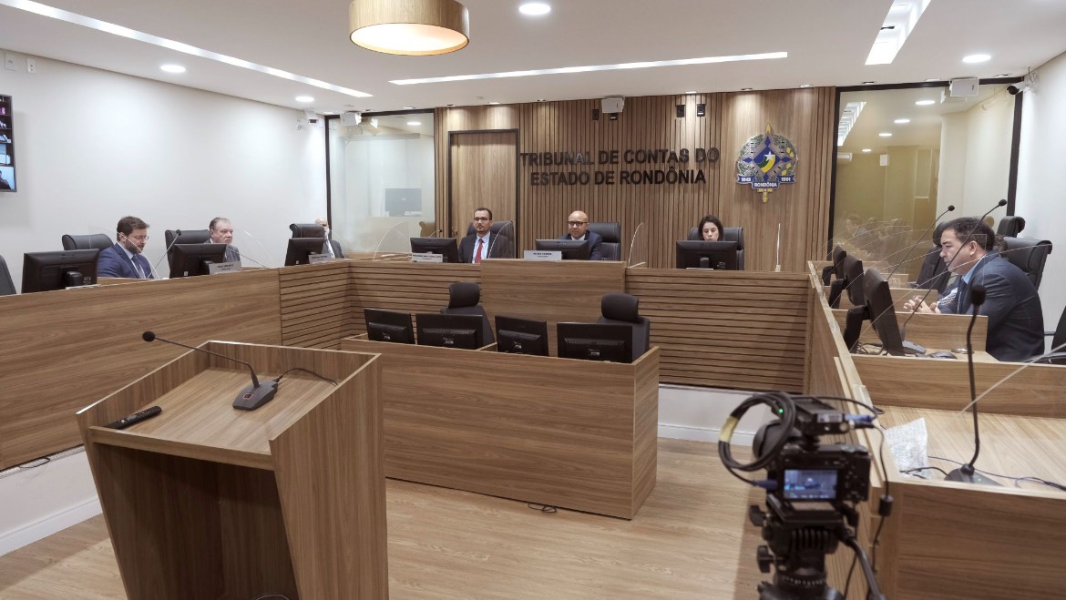 Tribunal de Contas define nomes que concorrem a vaga aberta de conselheiro