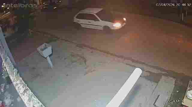 Bandidos armados invadem casa em busca de ouro, agridem mulheres, mas fogem apenas com corrente