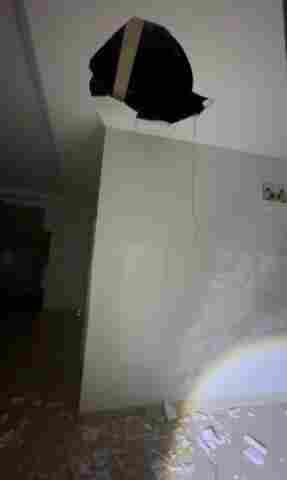 Homem &eacute; encontrado morto em casa no centro de Porto Velho ap&oacute;s queda do telhado