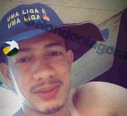 Homem &eacute; executado ap&oacute;s ex da companheira dele invadir loja atirando em Porto Velho