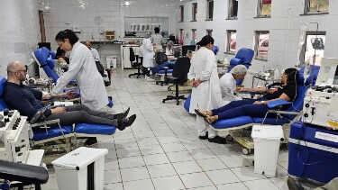 Fhemeron abre processo seletivo com vagas na sa&uacute;de e sal&aacute;rios de at&eacute; R$ 14,7 mil
