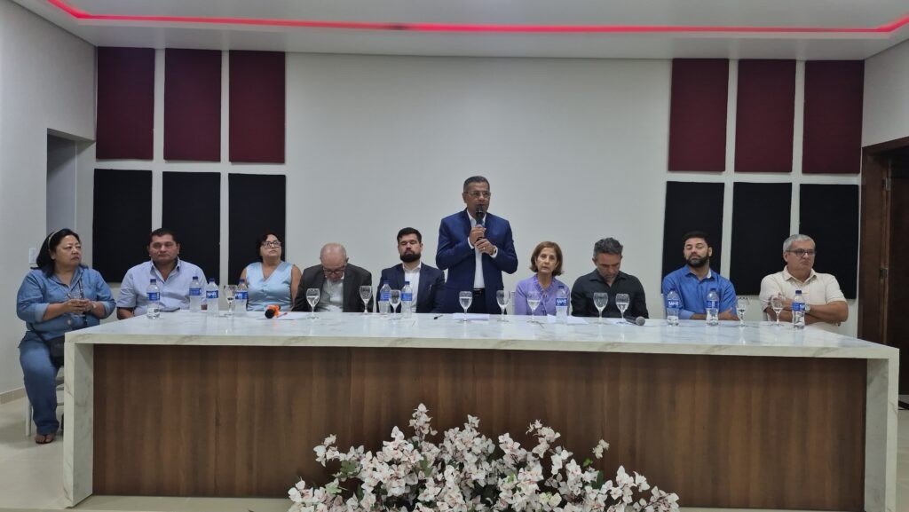 Vit&oacute;ria Hist&oacute;rica: Sancionado reposicionamento na carreira dos professores pioneiros em Rond&ocirc;nia