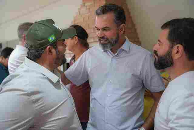 Bruno Bolsonaro Scheid destaca import&acirc;ncia do com&eacute;rcio local e defende incentivo a pequenos empreendedores em Rolim de Moura