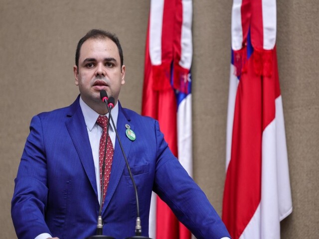 Após renúncias, Assembleia elege novo governador do Amazonas