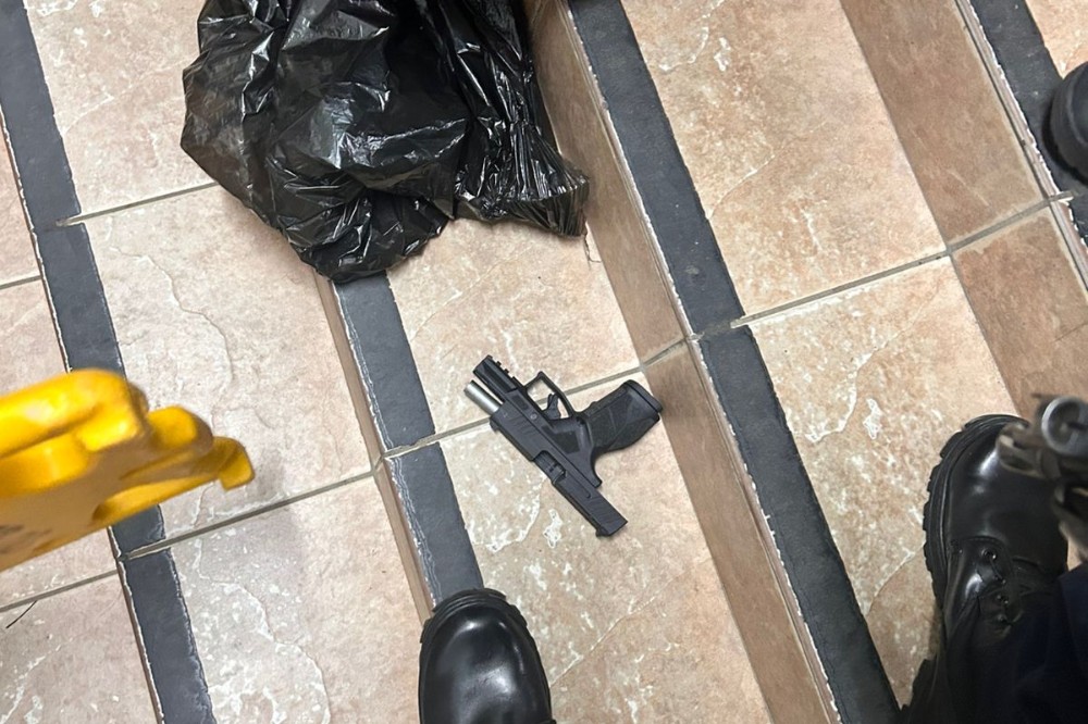 Funcion&aacute;rias mortas em ataque a tiros em escola s&atilde;o identificadas pela pol&iacute;cia