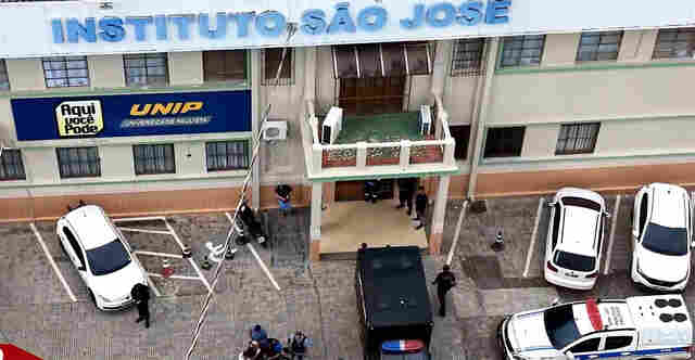 Atirador que matou funcion&aacute;rias em escola do Acre &eacute; adolescente de 13 anos e usou arma do padrasto
