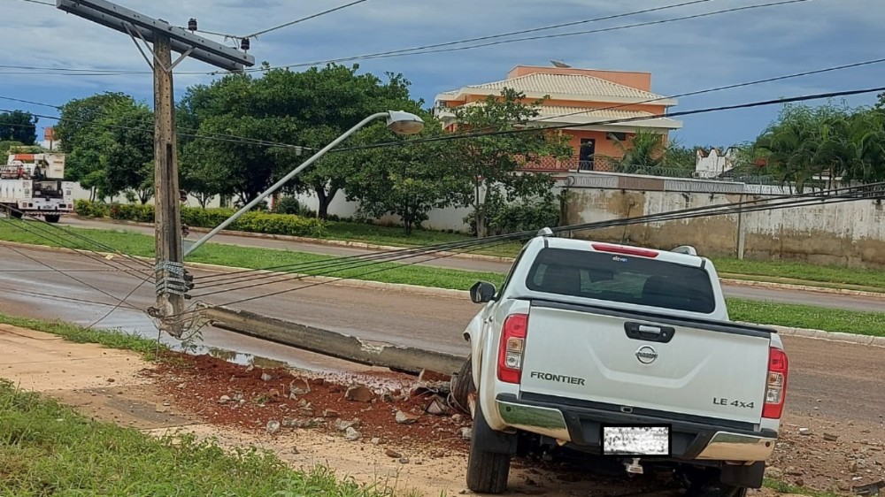 Colis&otilde;es contra postes de energia j&aacute; deixaram mais de 240 mil clientes sem luz em Rond&ocirc;nia