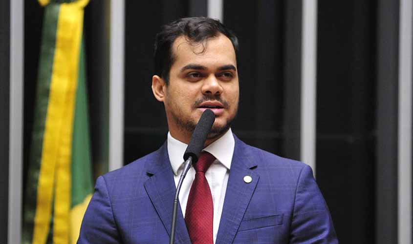 Coordenador de campanha de F&uacute;ria vota no candidato do PT, diz Netto
