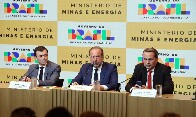 Governo cria subs&iacute;dio de at&eacute; R$ 0,89 para segurar pre&ccedil;o da gasolina
