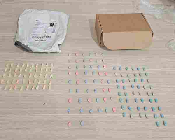 C&atilde;o farejador encontra carga com 150 comprimidos de ecstasy em transportadora de Porto Velho