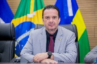 Dr. Lu&iacute;s do Hospital assegura R$ 1,2 milh&atilde;o para constru&ccedil;&atilde;o de pista de caminhada em Jaru