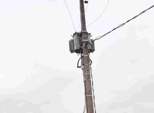 Latic&iacute;nio usava subesta&ccedil;&atilde;o clandestina para furtar energia