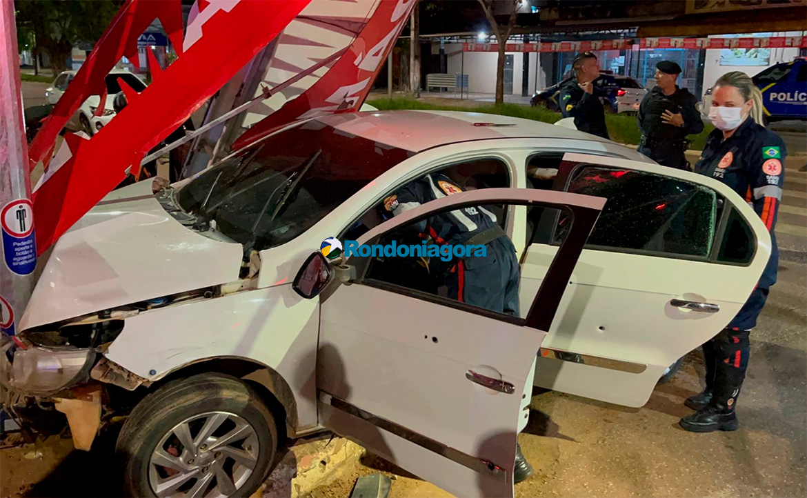 Motorista é baleado na cabeça e carro atingido por 7 tiros durante perseguição na capital