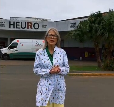 V&iacute;deo: vereadora de Cacoal acusa diretor do Heuro de esconder enfermarias enquanto pacientes aguardavam vagas