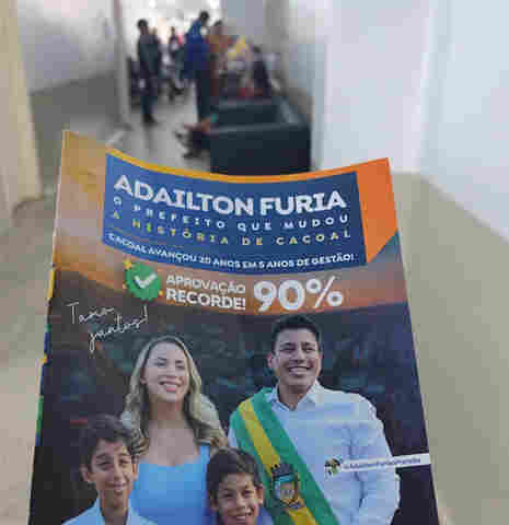 Apoiadores de F&uacute;ria distribuem revista no Hospital Regional, caso gera revolta e mil&iacute;cia digital ataca ve&iacute;culos