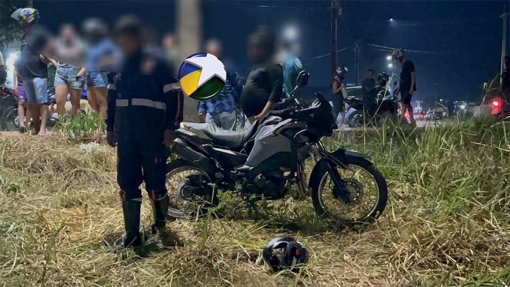 Entubado e inconsciente: motociclista &eacute; socorrido em estado grave ap&oacute;s colis&atilde;o contra poste