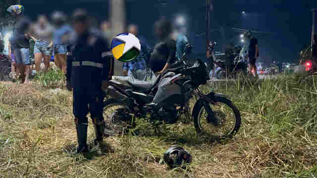 Entubado e inconsciente: motociclista &eacute; socorrido em estado grave ap&oacute;s colis&atilde;o contra poste