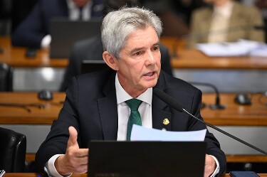 Com relatoria do senador Bagattoli, comiss&atilde;o aprova penas mais duras para roubo e furto de combust&iacute;veis
