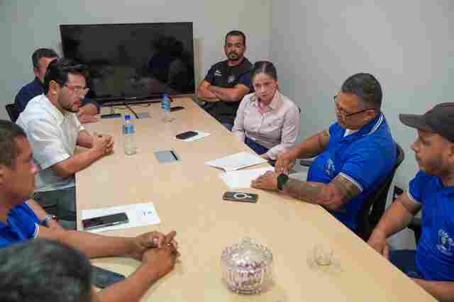 Marcelo Cruz participa de reuni&atilde;o na Agero para discutir demandas dos taxistas de Rond&ocirc;nia