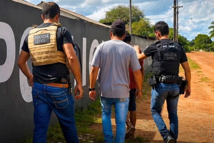 Preso por aliciamento de criança mantinha oficina clandestina de armas