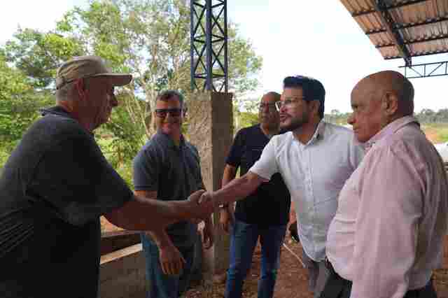 Marcelo Cruz e Pastor Evanildo Ferreira visitam lideran&ccedil;as, cooperativa e representantes comunit&aacute;rios em Itapu&atilde; e Alto Para&iacute;so