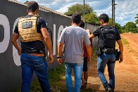 Preso por aliciamento de crian&ccedil;a mantinha oficina clandestina de armas