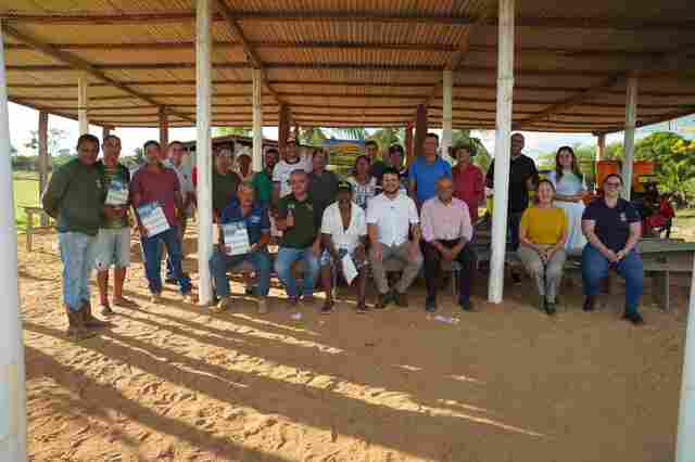 Marcelo Cruz e Pastor Evanildo acompanham a&ccedil;&otilde;es na agricultura, esporte e empreendedorismo em Campo Novo, Ariquemes e Ji-Paran&aacute;