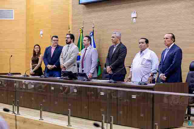 Assembleia celebra os 20 anos da primeira turma de Jornalismo formada em Rond&ocirc;nia em sess&atilde;o solene